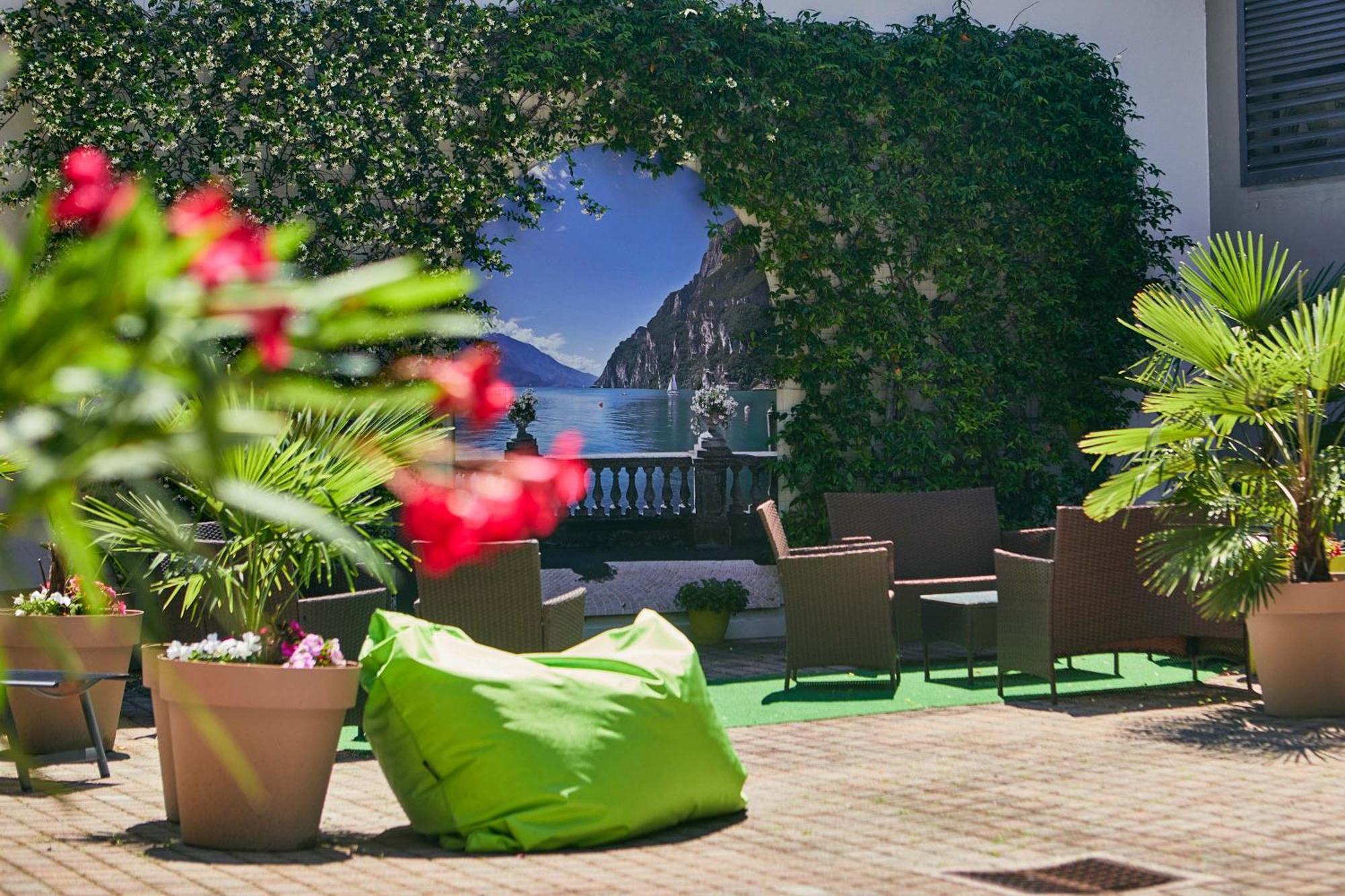 Bella Villa Apartments Riva del Garda Extérieur photo